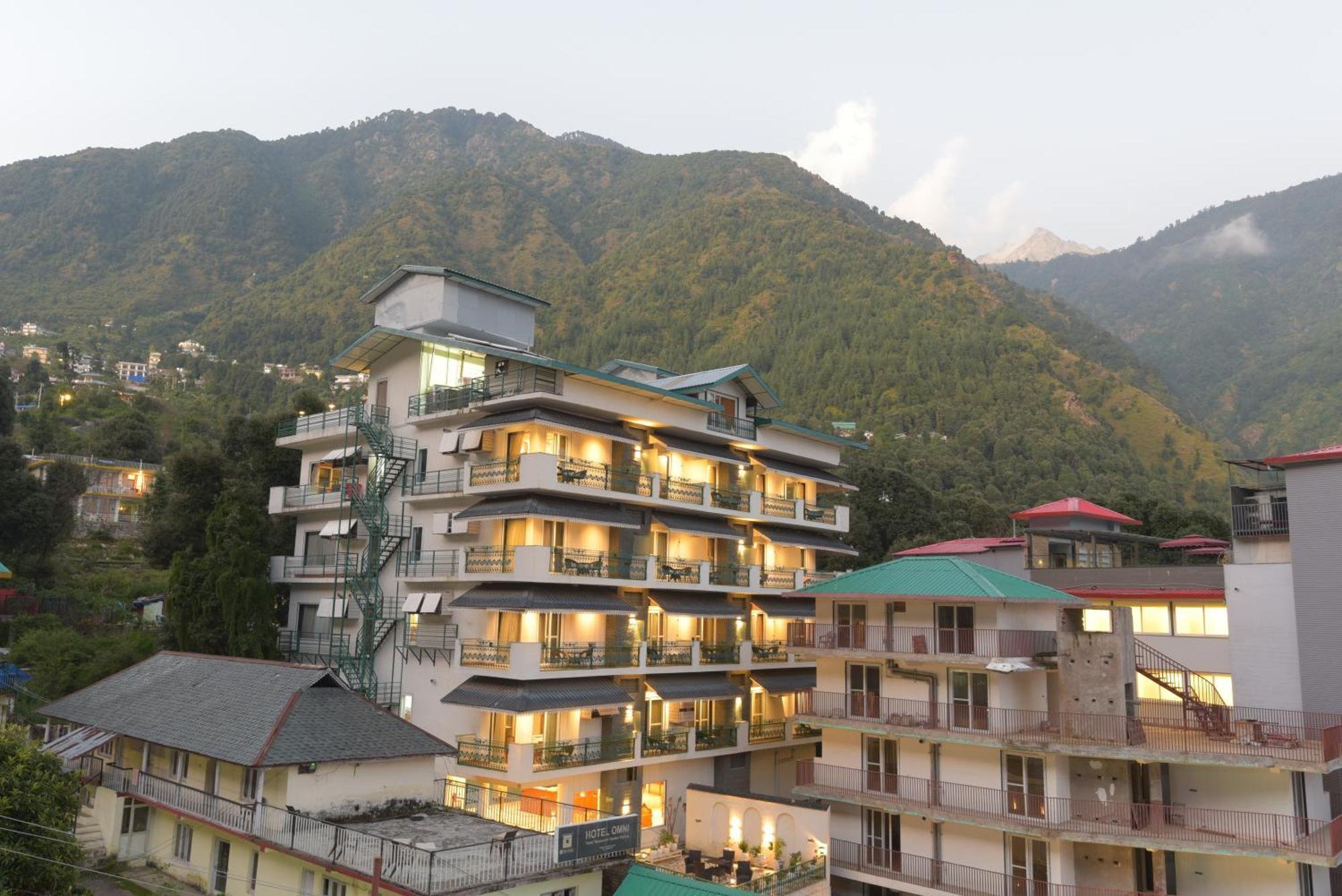 Quality Inn By Lawrence Hotels Dharamshala Bagian luar foto